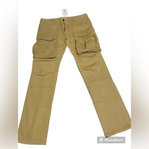 NWT Fashion Nova Men’s Khaki cargo pants Size 36